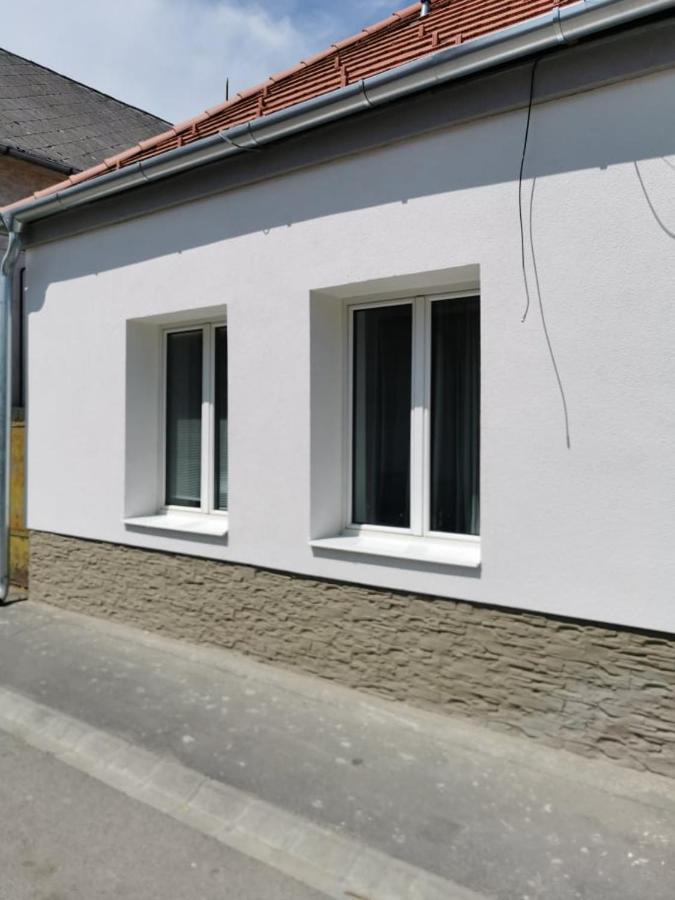 Tifani Apartman Keszthely Exteriér fotografie