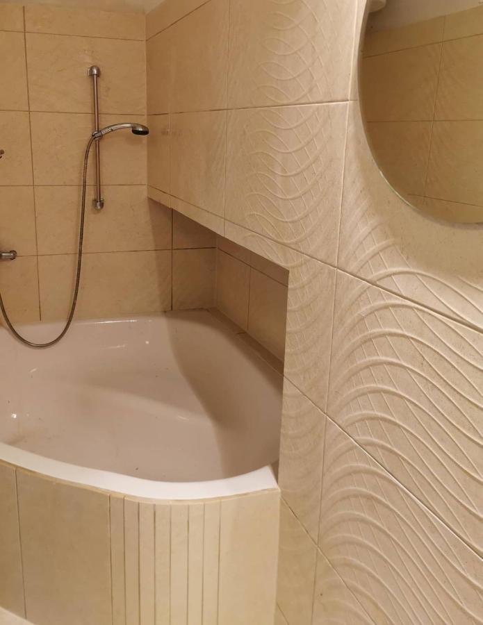 Tifani Apartman Keszthely Exteriér fotografie